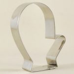 eldiven-seklinde-kurabiye-kalibi-7-5-cm-a30815-320x320